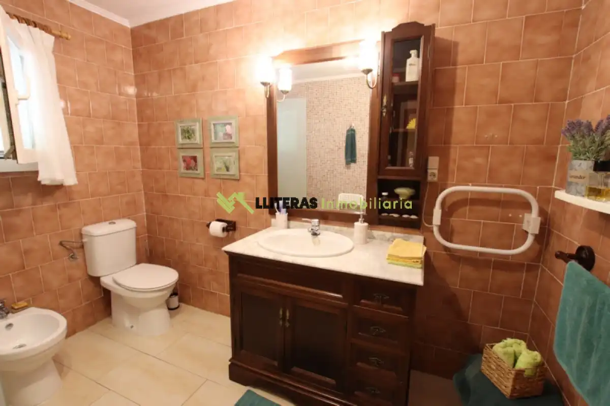 Badezimmer von Country house zum Verkauf in Inca mit Klimaanlage, Privatgarten und Terrasse