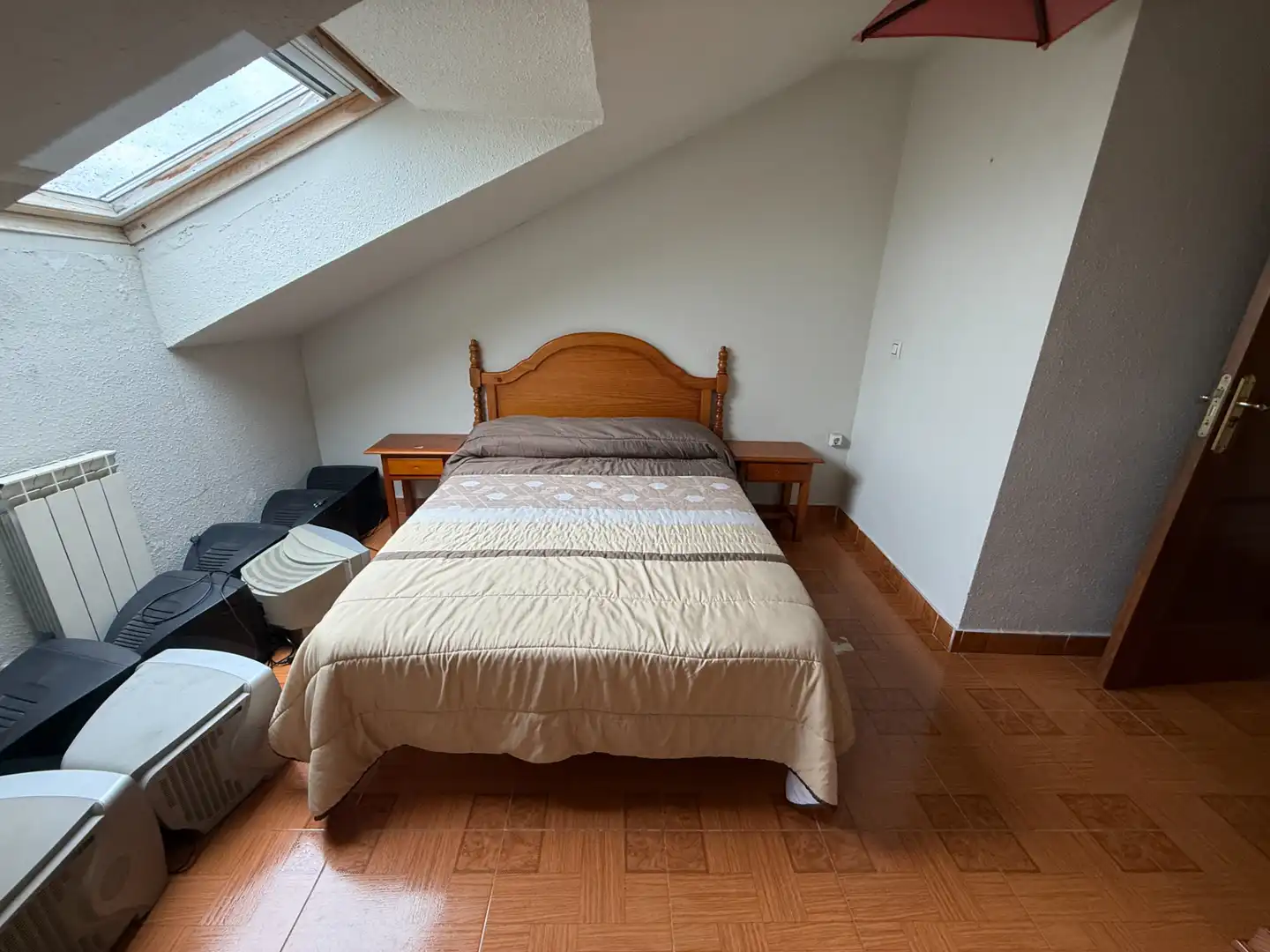 Dormitori de Edifici en venda en Siero amb Alarma