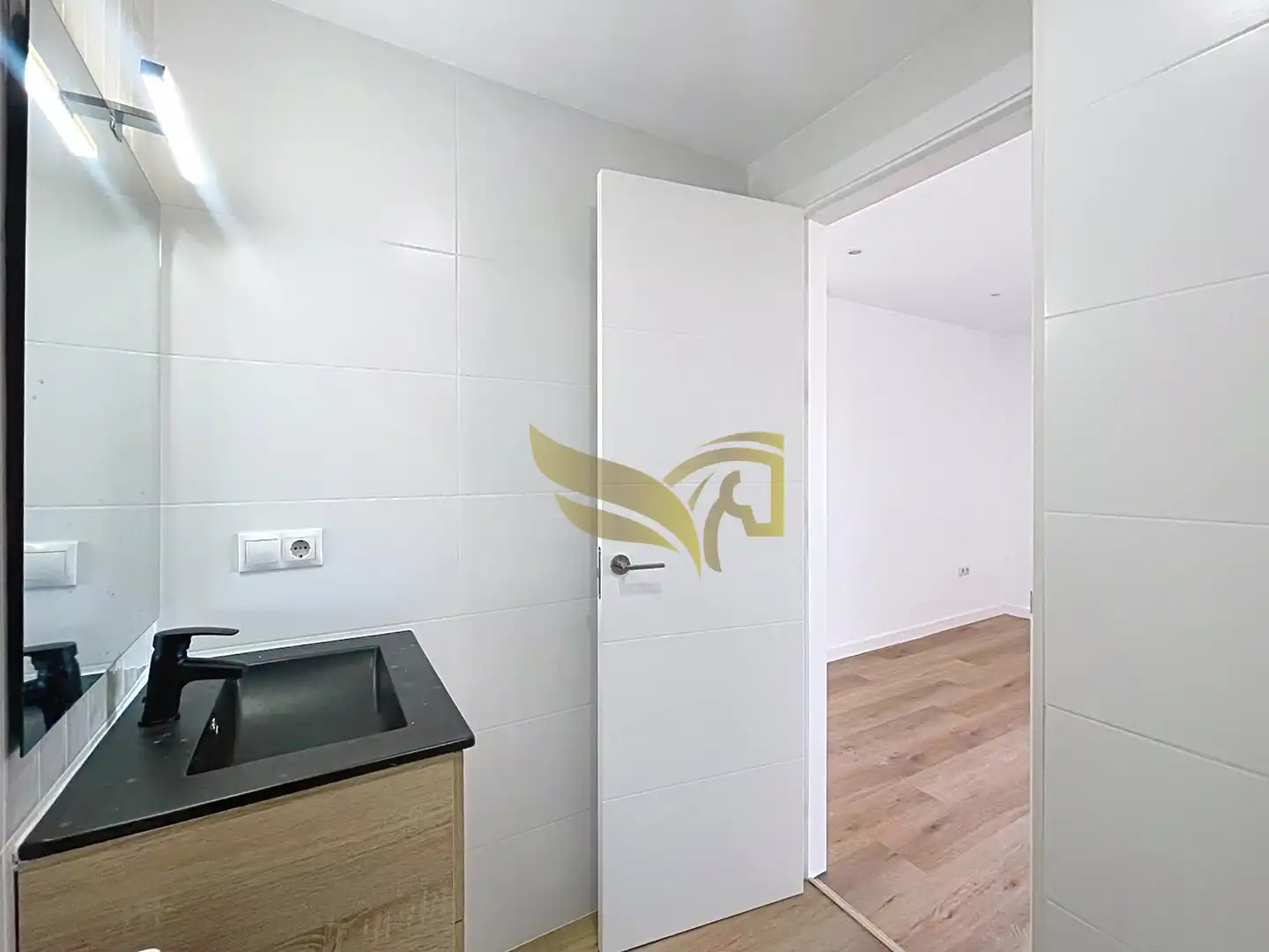 Attic for sale in Sevilla  with Air Conditioner, Heating and Terrace