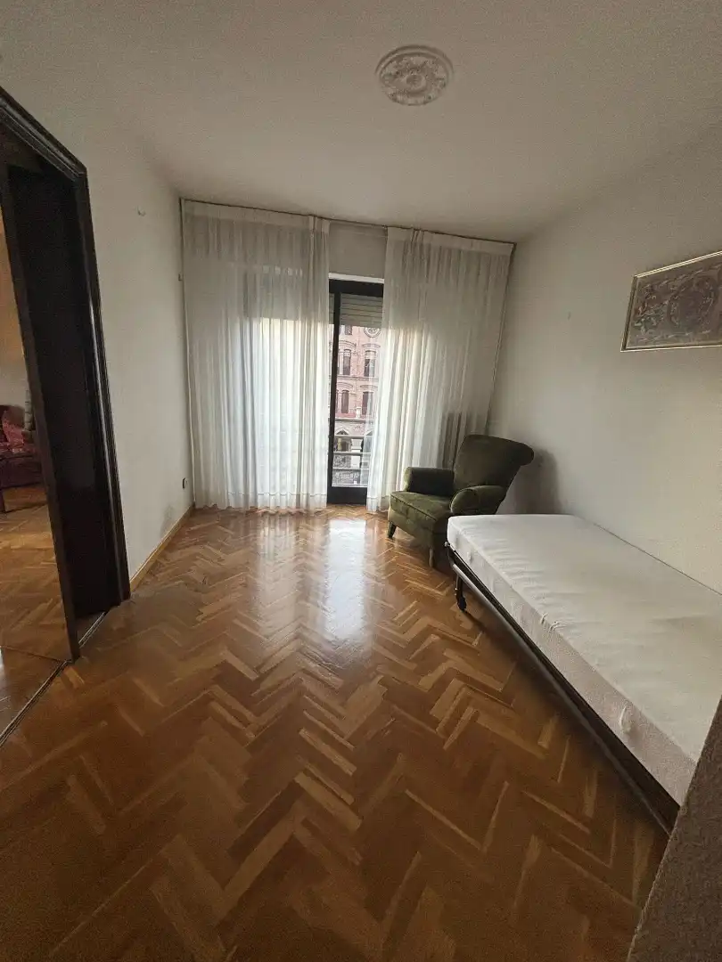 Bedroom of Flat for rent in Madrid  with Air Conditioner, Heating and Furnished