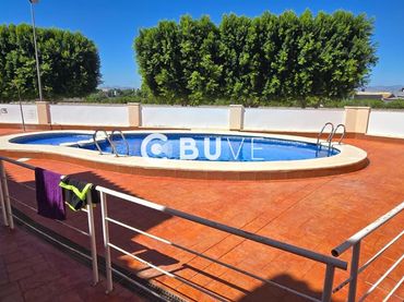 Adossat amb piscina en venda a Rojaleros Ausentes