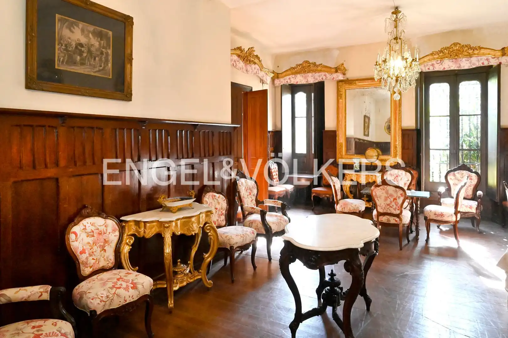 Comedor de Casa o chalet en venta en Laredo con Calefacción, Jardín privado y Trastero