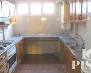 Kitchen of Flat to rent in Sant Cugat del Vallès  with Terrace