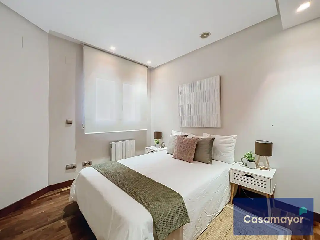 Habitación de Piso en venta en Alicante / Alacant con Aire acondicionado, Calefacción y Trastero