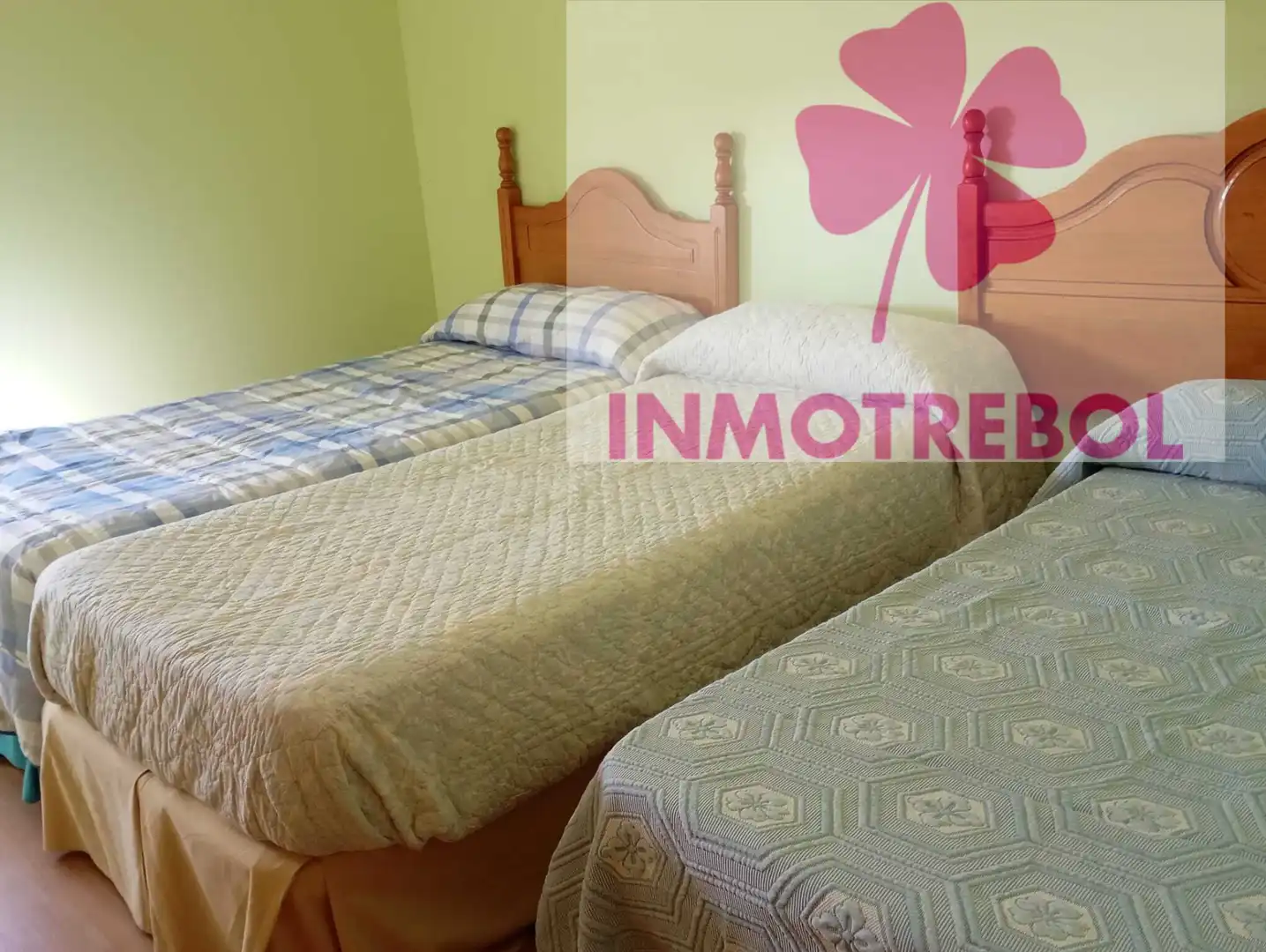 Bedroom of Houses for sale in Carrión de los Céspedes  with Air Conditioner, Heating and Private garden