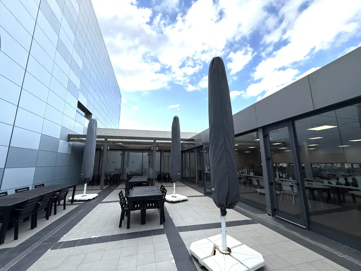 Terraza de Oficina de alquiler en  Palma de Mallorca con Aire acondicionado, Calefacción y Trastero