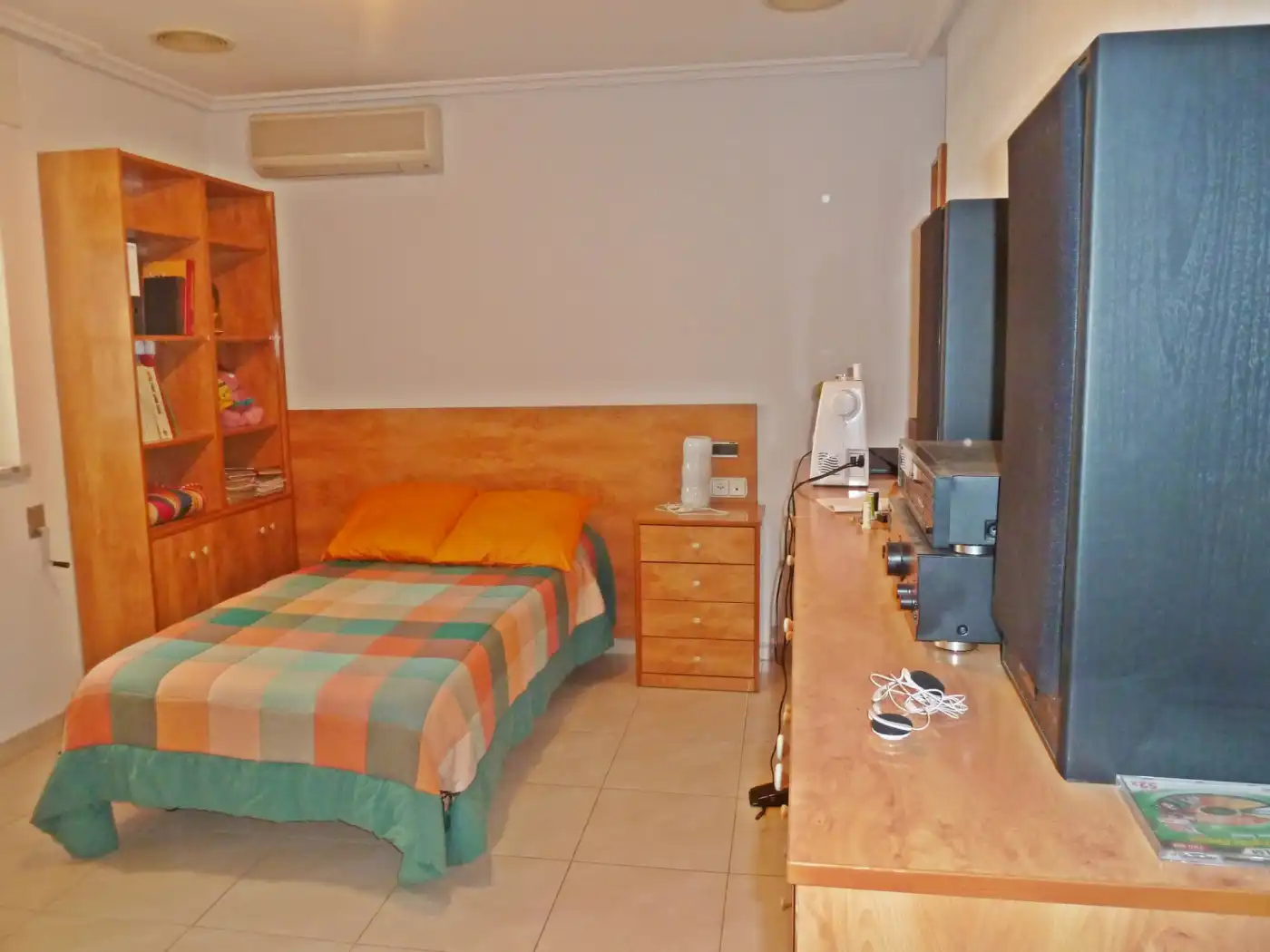 Habitación de Casa o chalet en venta en Orihuela con Terraza y Amueblado
