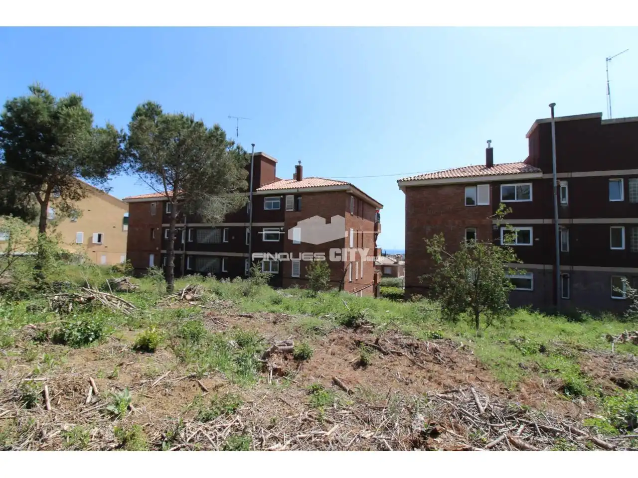 Residential land for sale in Avenida Àlbers, imagen 2