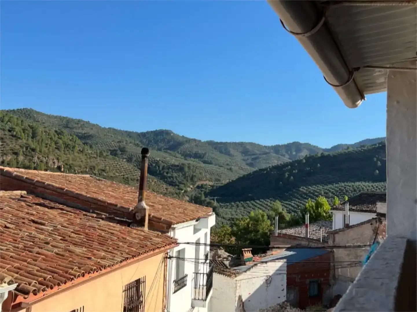 Vista exterior de Casa o xalet en venda en Puente de Génave amb Balcó