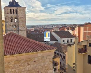 Vista exterior de Àtic de lloguer en Zamora Capital  amb Calefacció