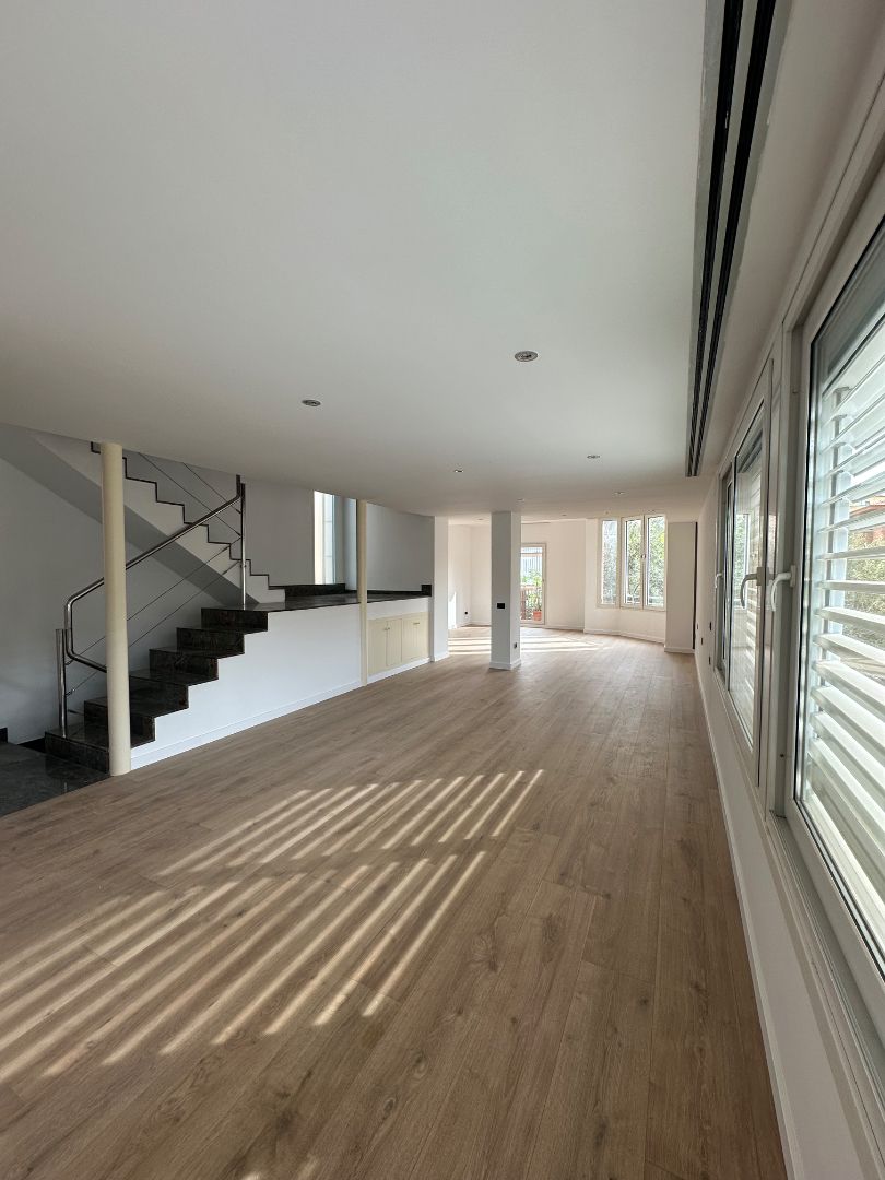 Casa o xalet en venda en Esplugues de Llobregat amb Aire condicionat, Calefacció i Jardí privat