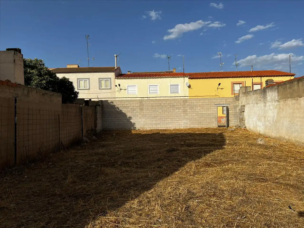 Residencial en venda en Abengibre