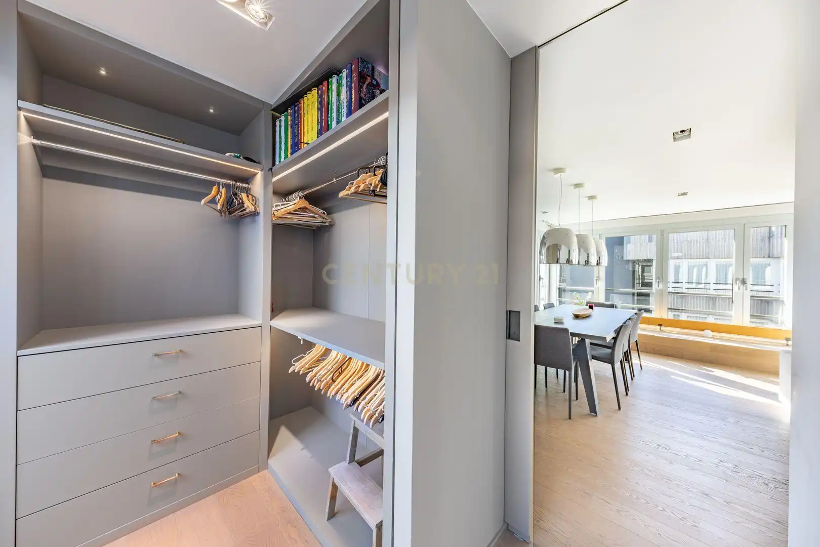 Apartments for rent in Barcelona  with Air Conditioner, Swimming Pool and Oven