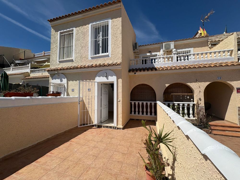 Exterior view of Duplex for sale in Santa Pola  with Terrace, Furnished and Balcony