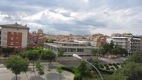 Vista exterior de Pis en venda en Girona Capital amb Calefacció, Traster i Balcó