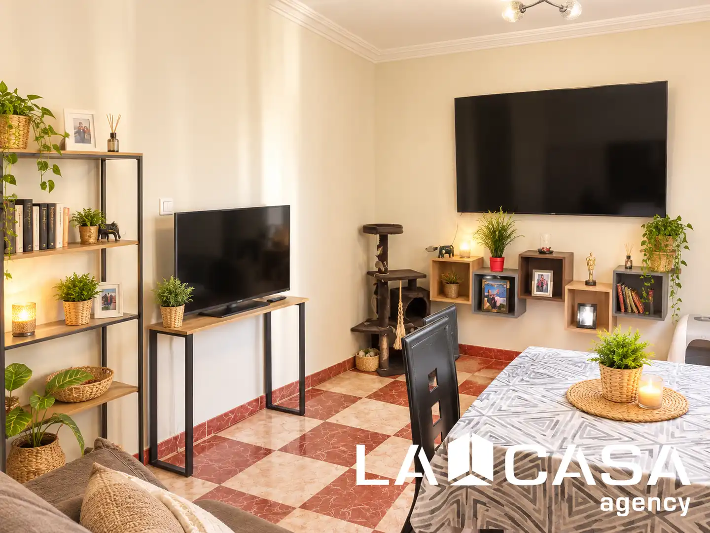 Sala d'estar de Pis en venda en Dos Hermanas amb Aire condicionat