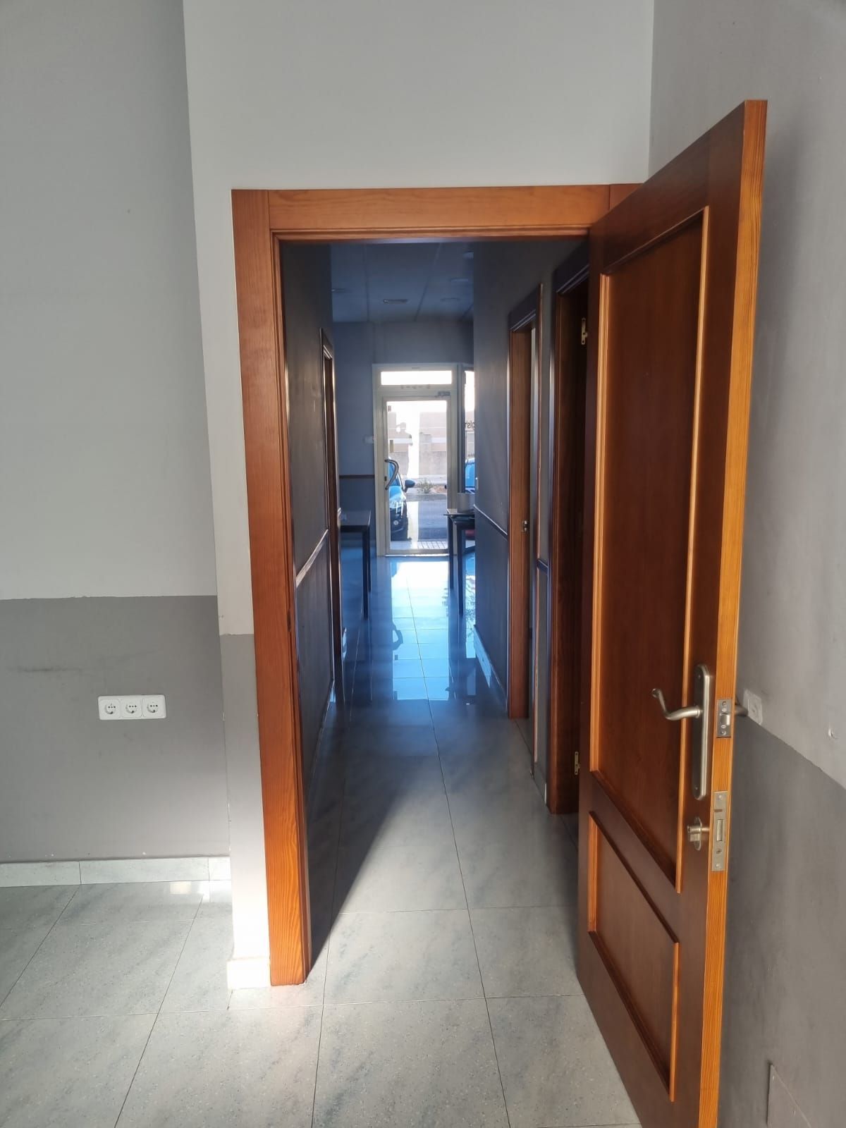 Premises for sale in Cartagena  with Air Conditioner and Heating