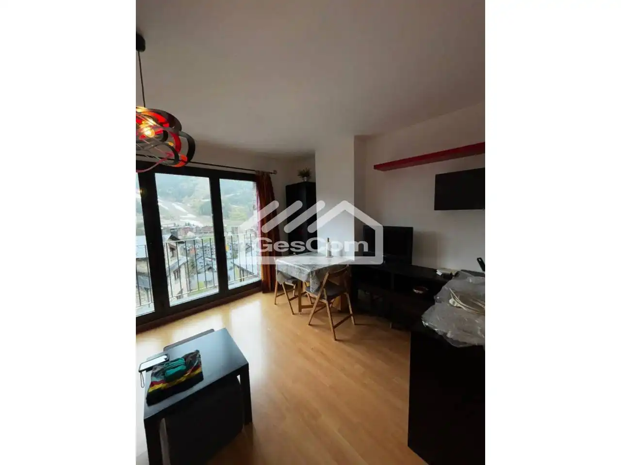 Vista exterior de Piso de alquiler en Canillo con Calefacción, Parquet y Trastero