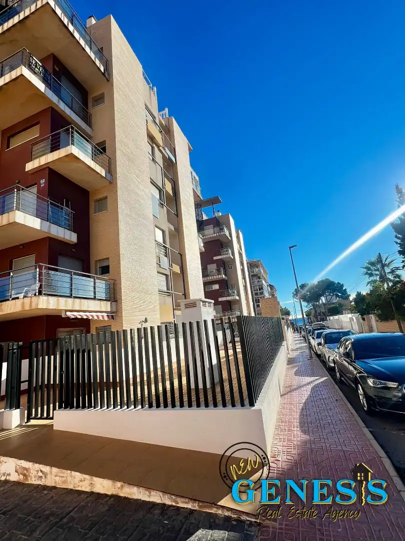 Vista exterior de Apartament en venda en Orihuela amb Aire condicionat, Terrassa i Traster