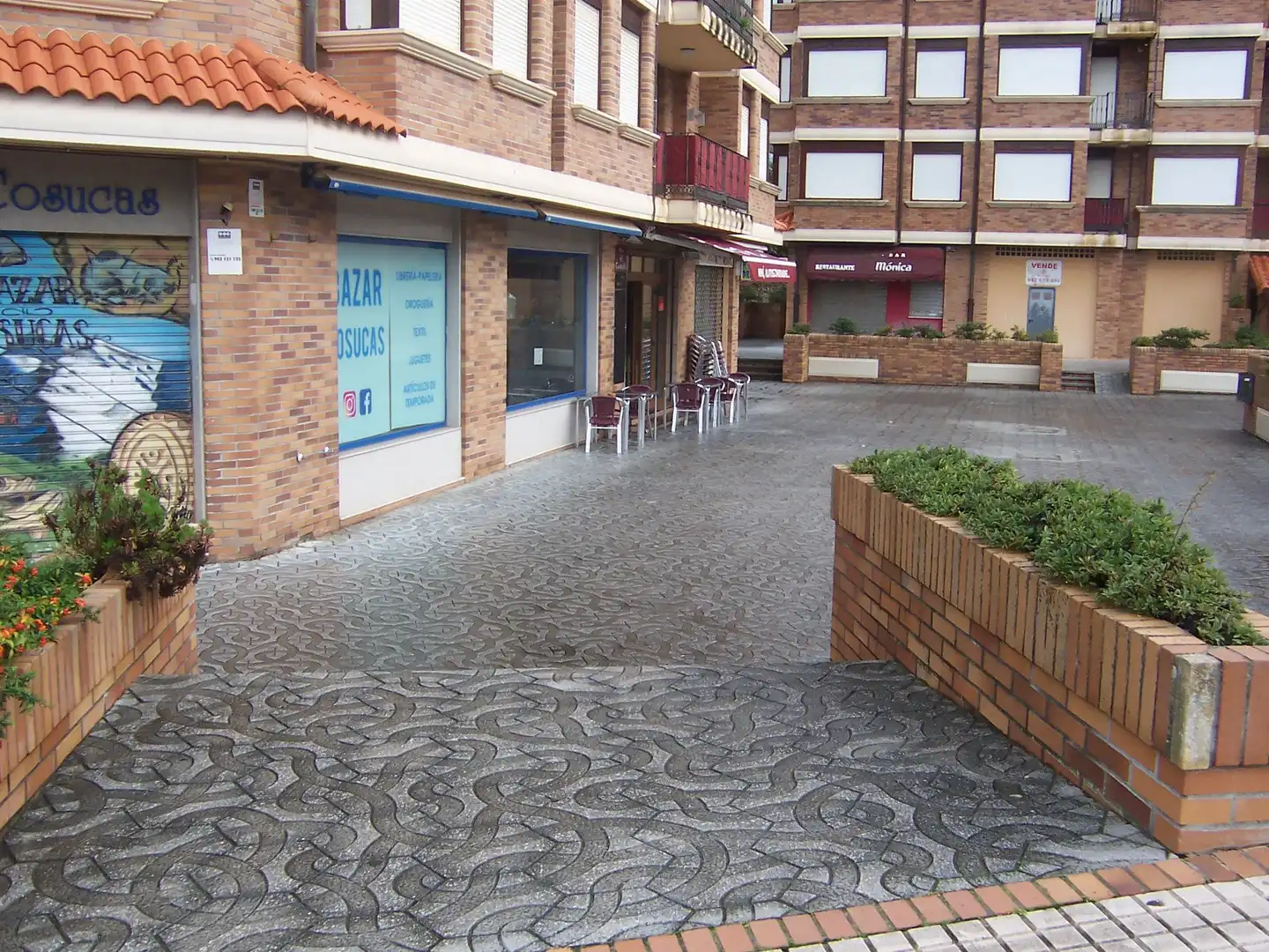 Gewerbefläche zum Verkauf in Avenida Ris, imagen 2