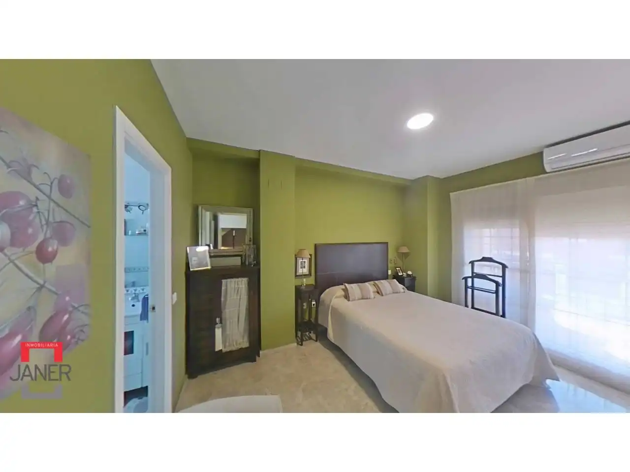 Bedroom of Houses for sale in Tomares  with Air Conditioner, Heating and Private garden