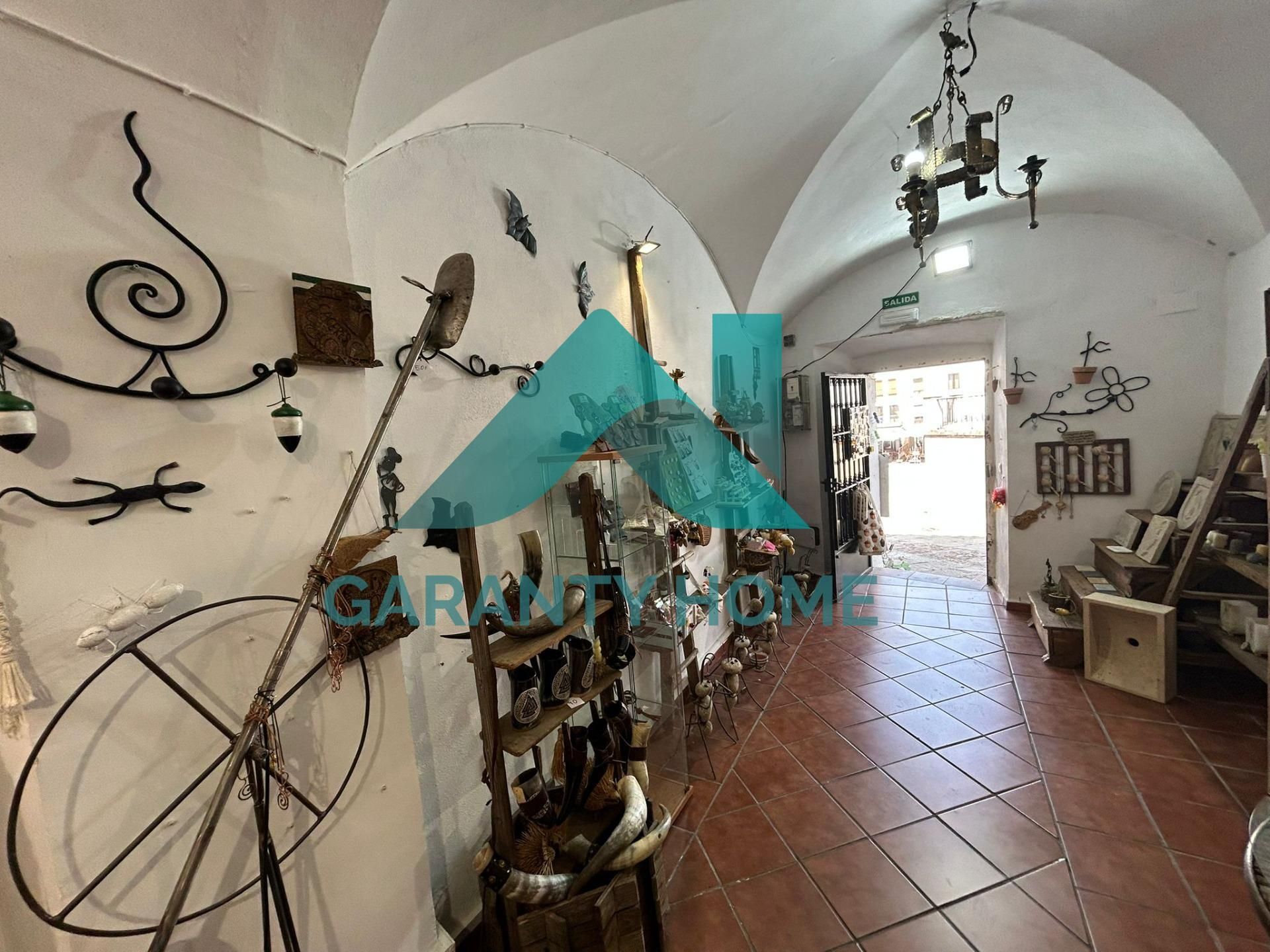 Premises for sale in Cáceres Capital