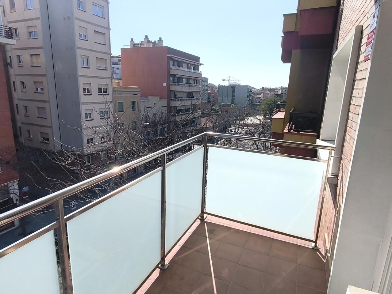 Piso en venta en De Sant Ramon Nonat, La Maternitat i Sant Ramon, Les Corts