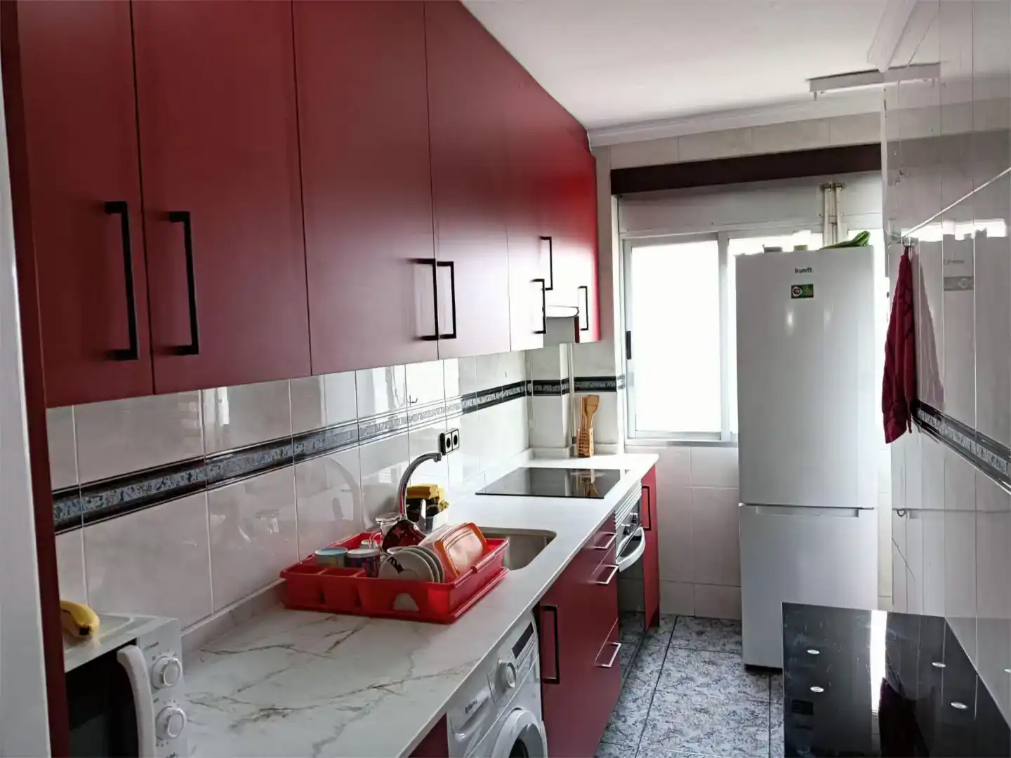 Kitchen of Flat for rent in Aranjuez  with Air Conditioner, Parquet flooring and Furnished