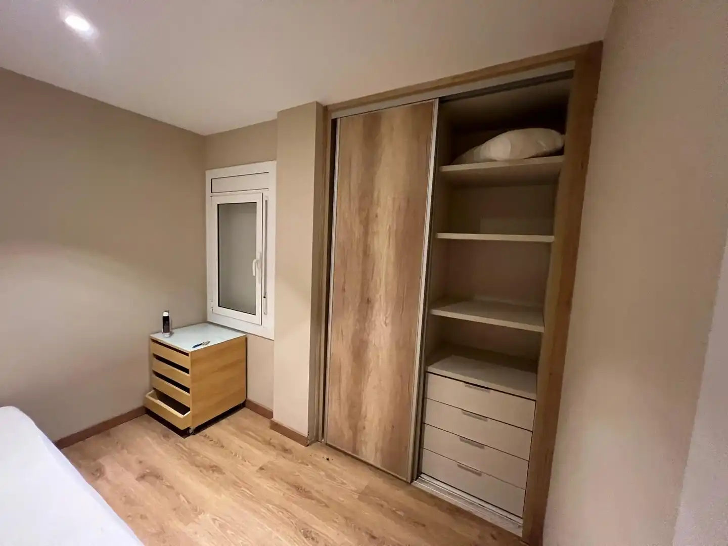 Habitación de Piso en venta en Barcelona con Aire acondicionado, Calefacción y Amueblado