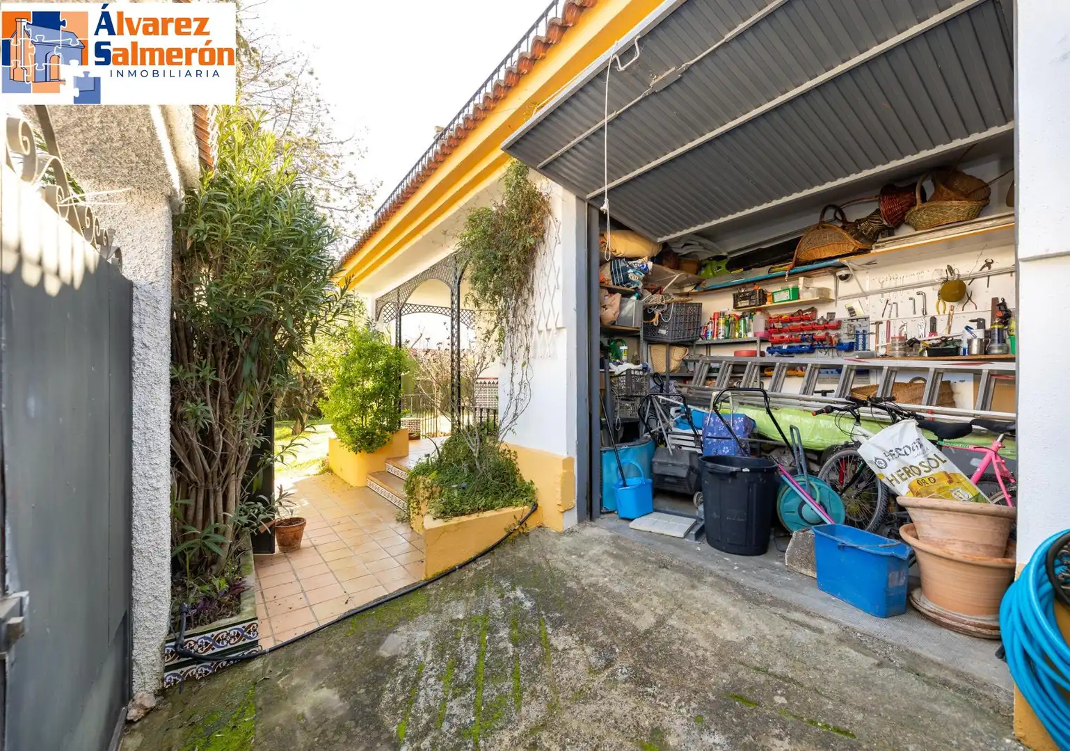Jardí de Casa o xalet en venda en Albolote amb Jardí privat, Terrassa i Traster
