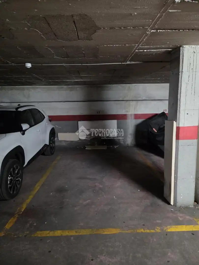 Parkplatz von Garage zum Verkauf in Terrassa
