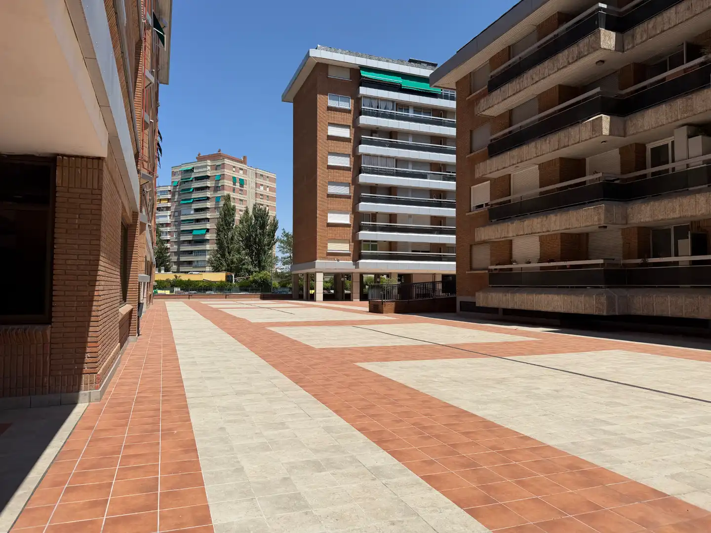 Piso con terraza en venta en Calle Mariano García Abril 4, imagen 3