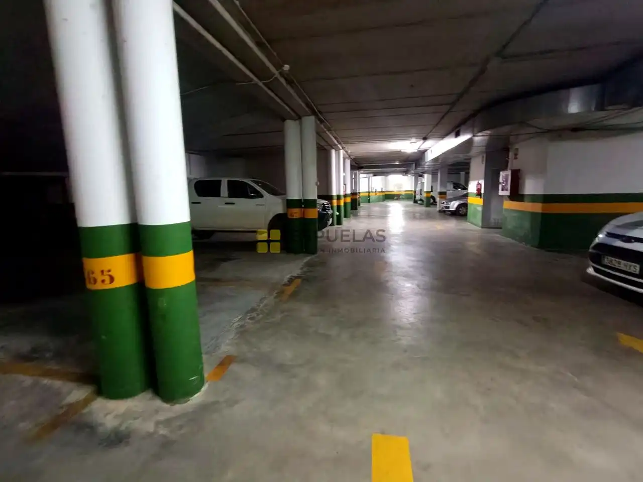 Parkplatz von Garage zum Verkauf in Arnedo