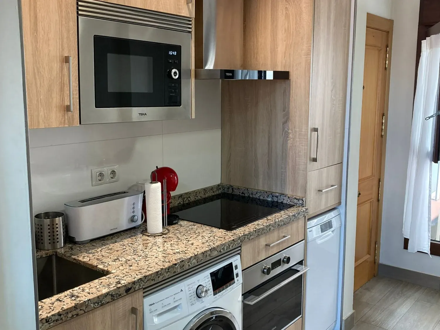 Cuina de Apartament de lloguer en Málaga Capital amb Aire condicionat, Moblat i Rentadora