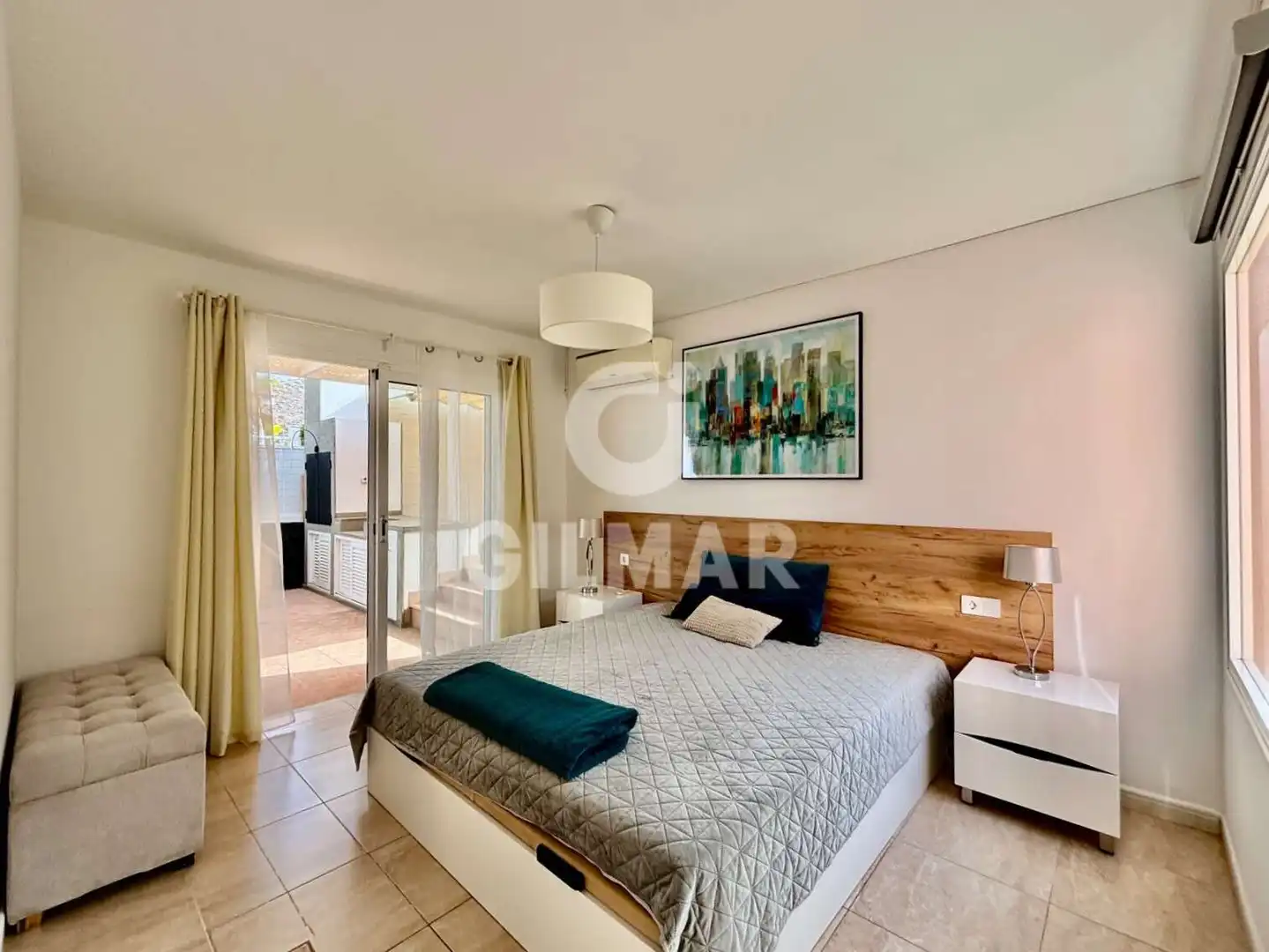 Habitación de Casa adosada en venta en Adeje con Jardín privado, Terraza y Amueblado