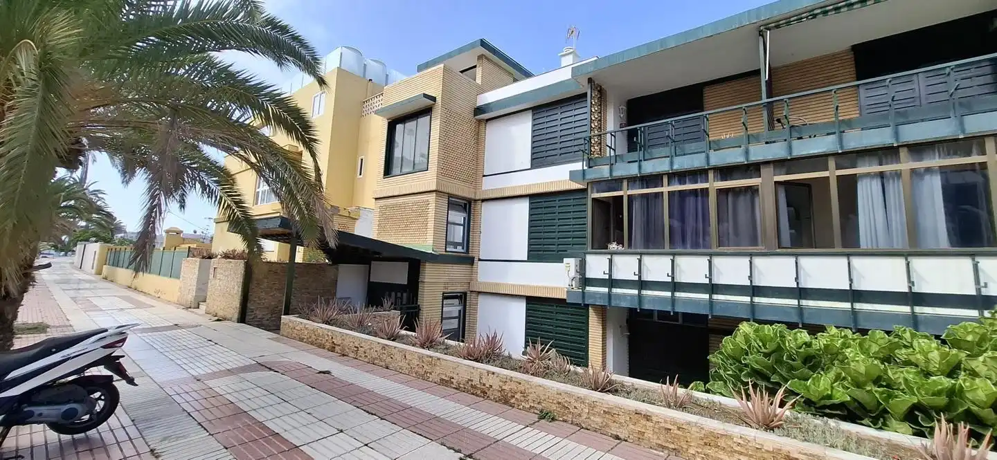 Wohnung zur Miete in Chil, 220, Ciudad Jardín