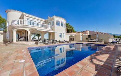 Piscina de Casa o xalet en venda en L'Alfàs del Pi amb Aire condicionat i Piscina