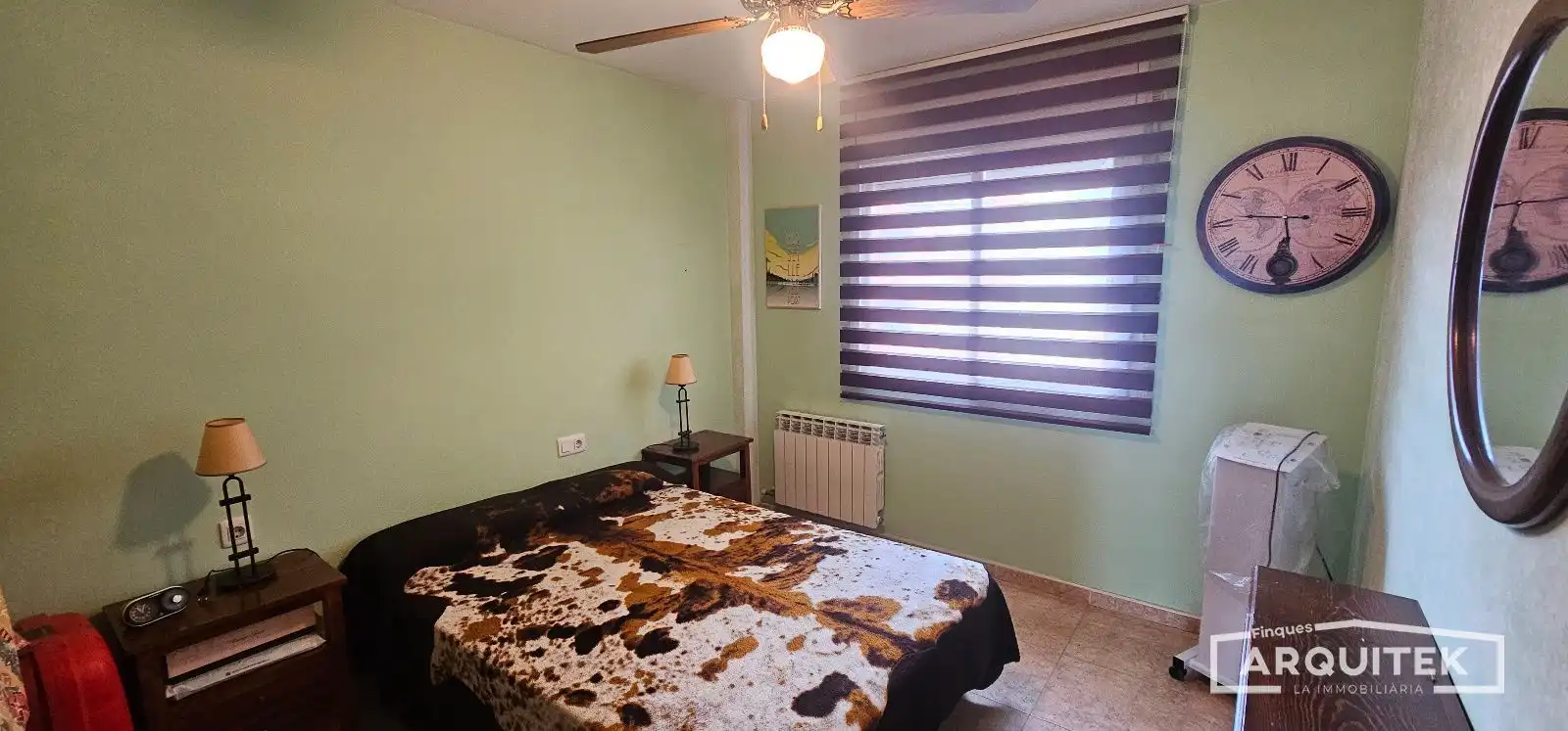 Habitación de Casa adosada en venta en Torrefarrera con Aire acondicionado, Calefacción y Jardín privado