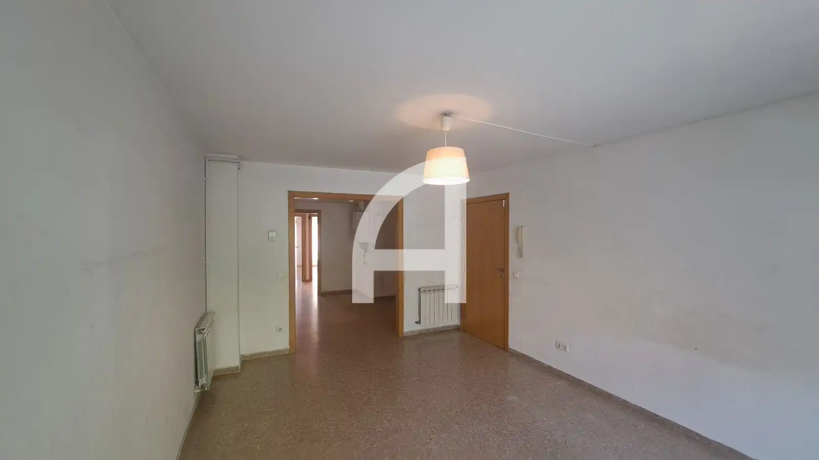 Piso en venta en Terrassa con Calefacción, Terraza y Trastero