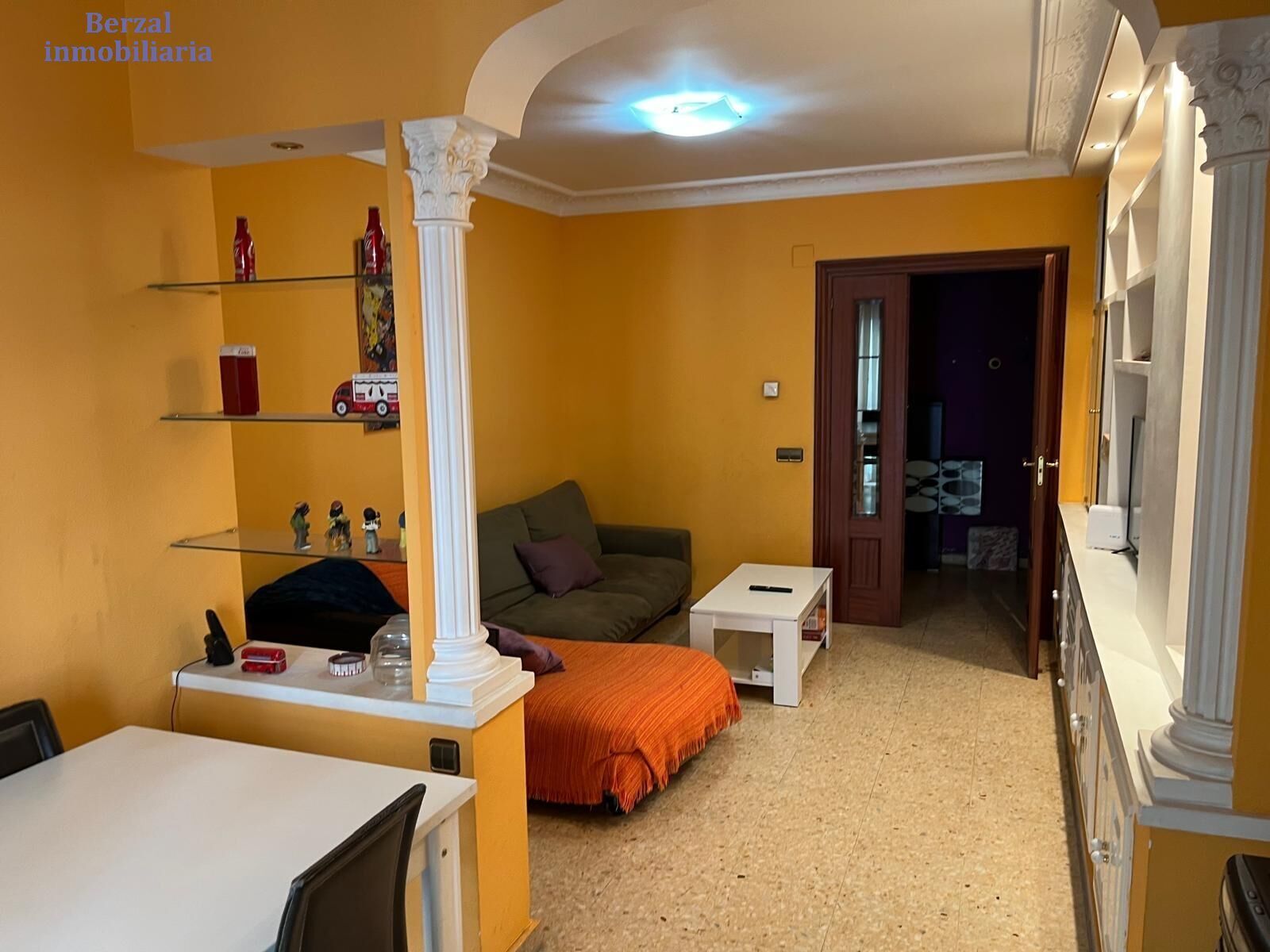 Sala d'estar de Pis en venda en  Logroño amb Calefacció, Jardí privat i Terrassa