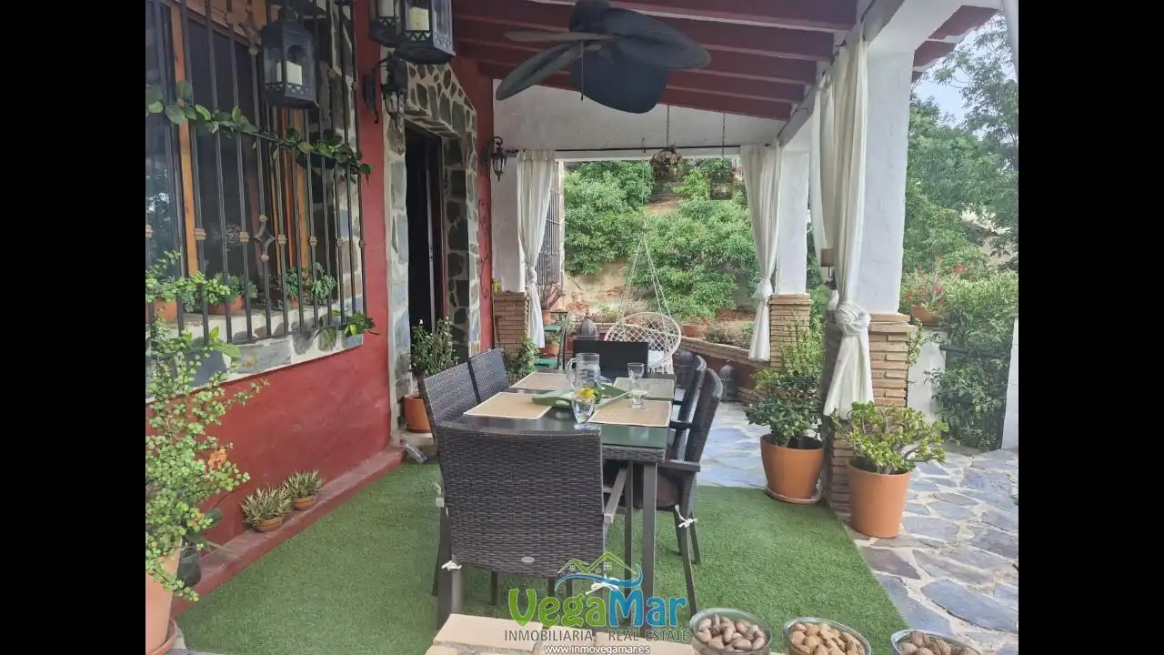 Terrassa de Finca rústica en venda en Jete amb Jardí privat, Terrassa i Piscina