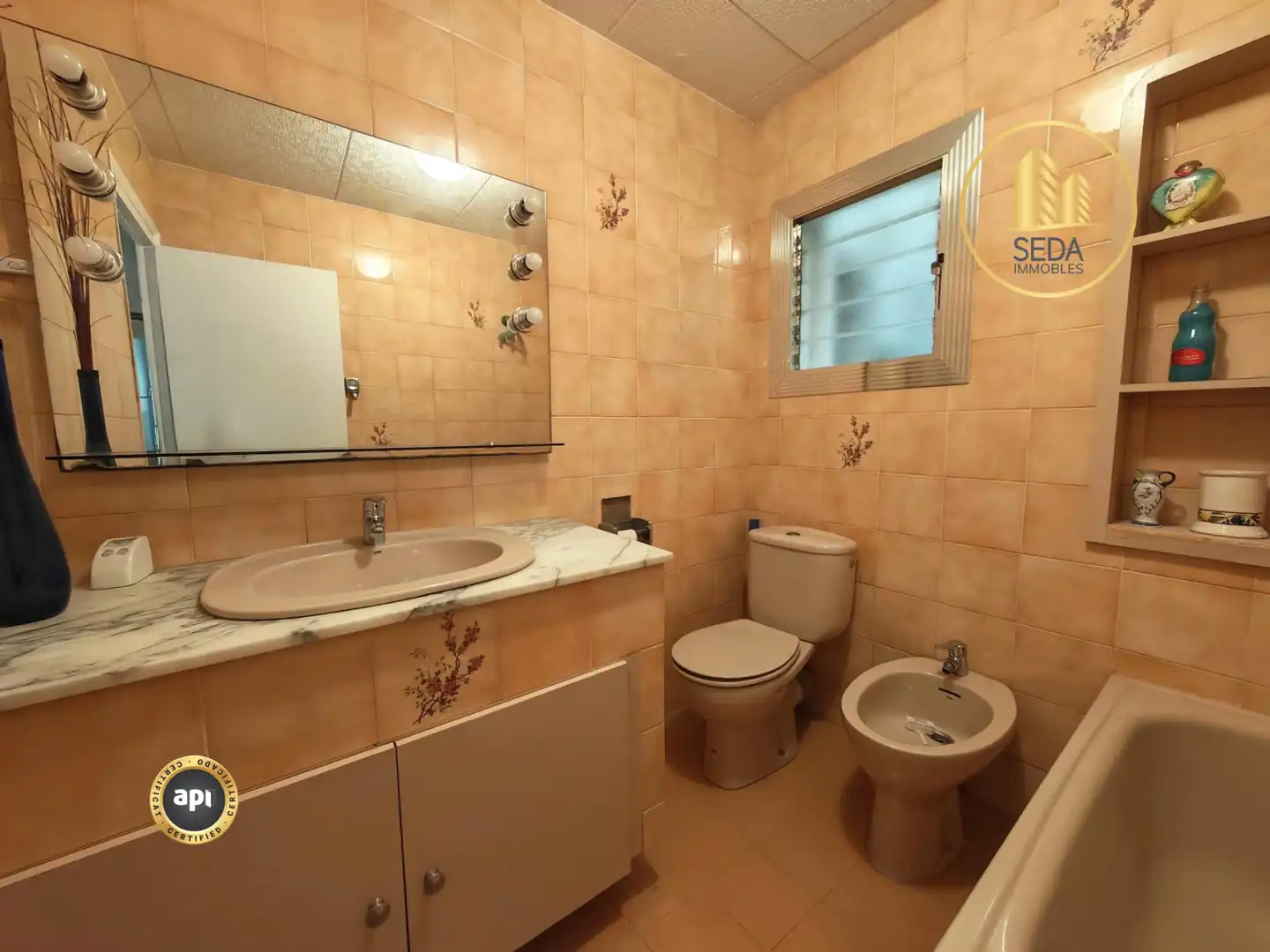 Bathroom of Flat for sale in Terrassa