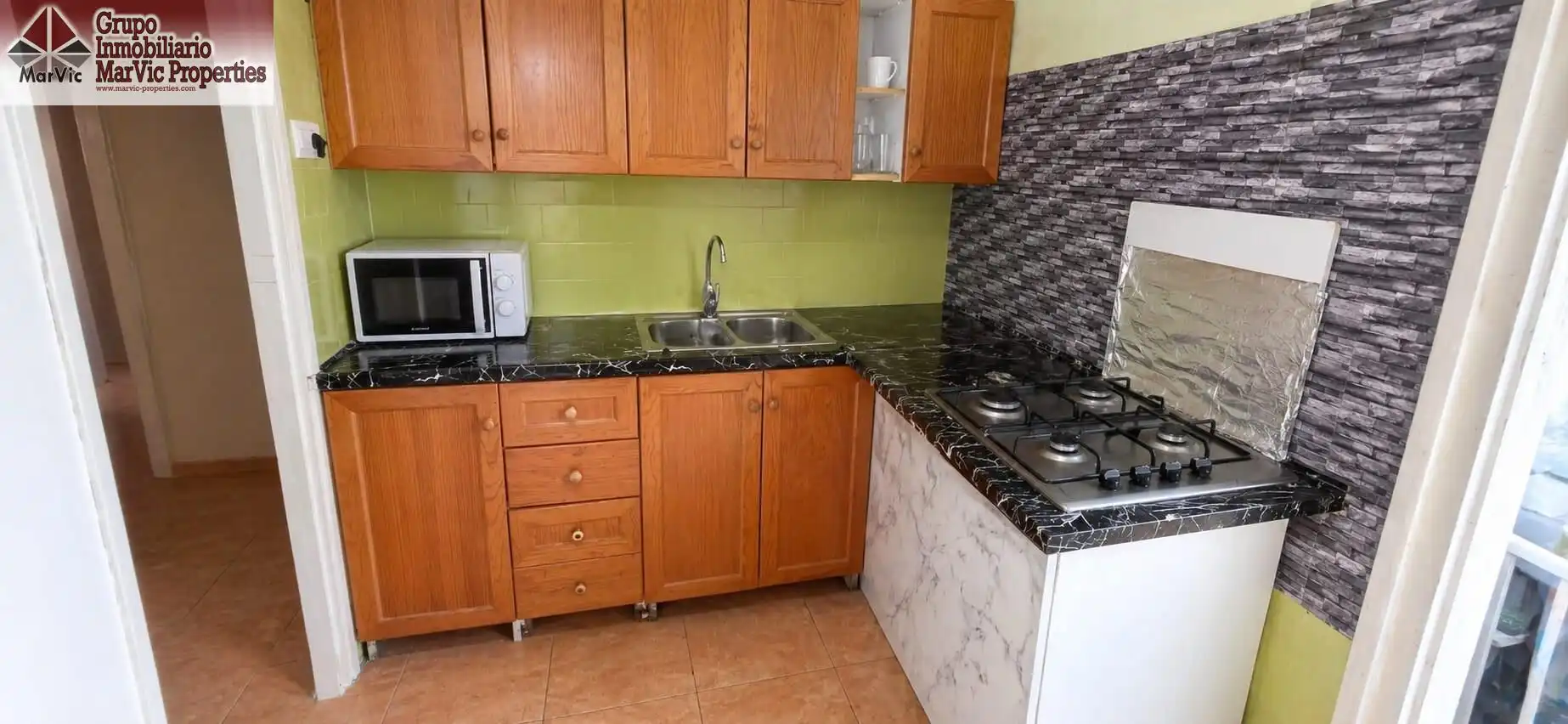 Cuina de Pis en venda en Benidorm amb Terrassa i Moblat