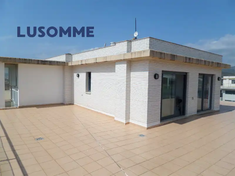 Terrasse von Maisonette zum Verkauf in Oropesa del Mar / Orpesa mit Klimaanlage, Terrasse und Abstellraum
