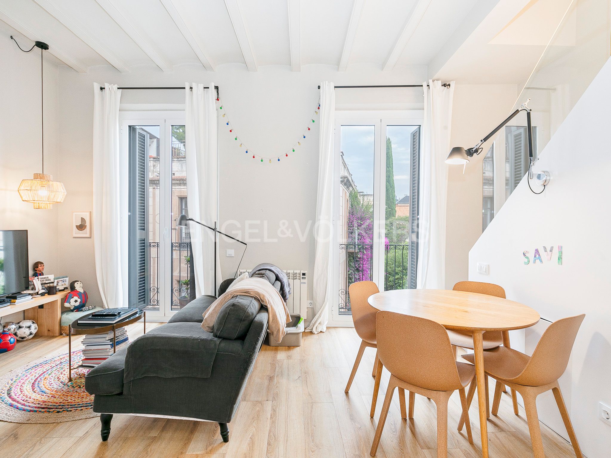 Vista exterior de Apartament en venda en  Barcelona Capital amb Aire condicionat, Calefacció i Parquet