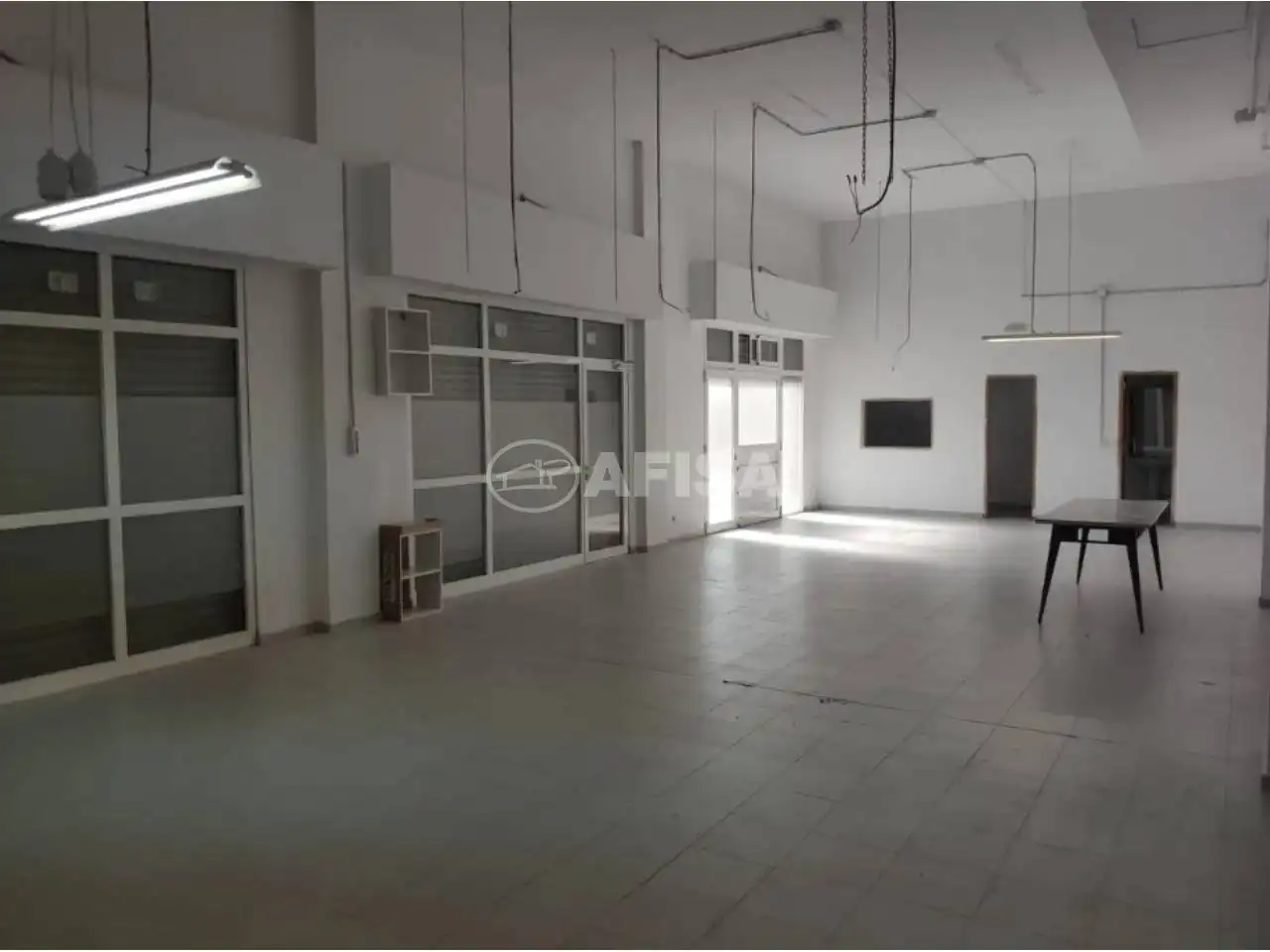 Local comercial de lloguer a Calle GIRONA 156