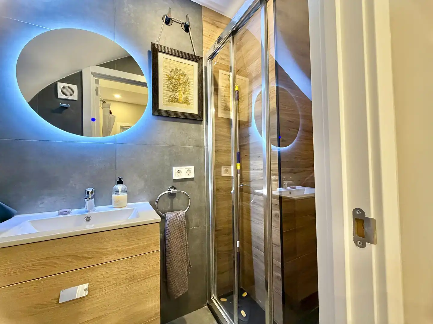 Baño de Dúplex en venta en Badalona con Aire acondicionado y Calefacción
