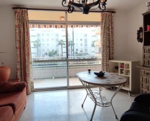 Living room of Flat for sale in Rincón de la Victoria  with Terrace, Furnished and Oven