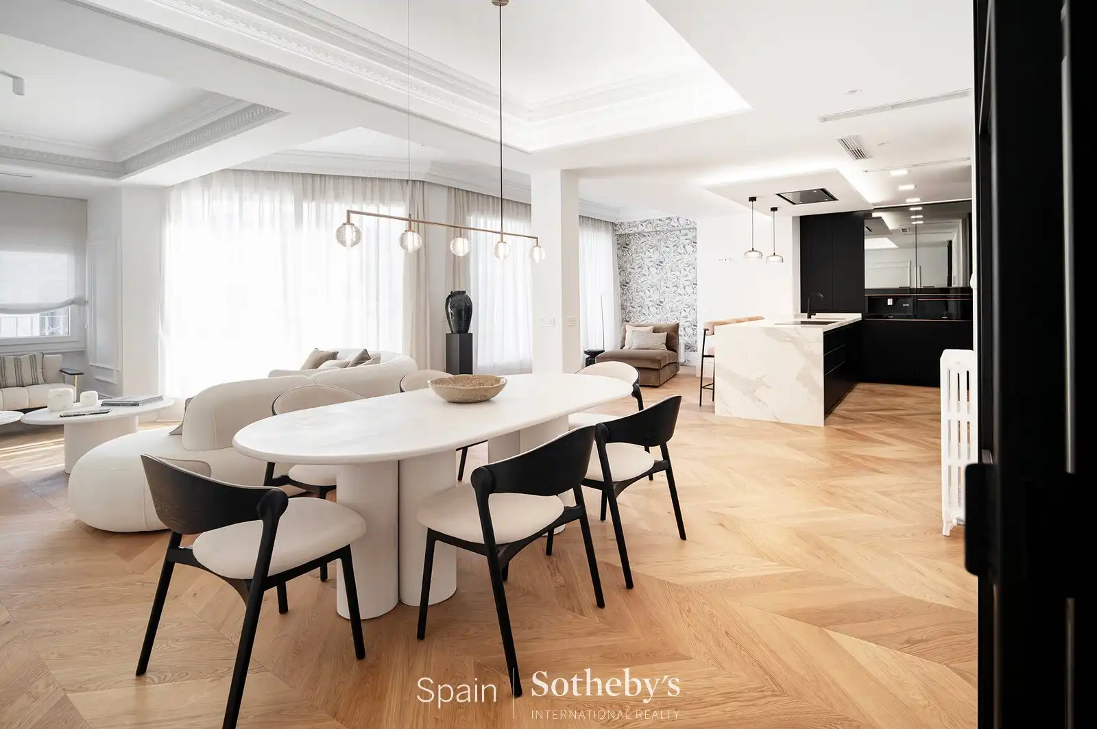 Menjador de Apartament en venda en Madrid amb Aire condicionat, Calefacció i Terrassa
