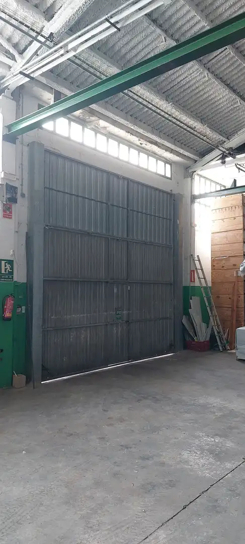 Industrial building for sale in Carrer Pompeu Fabra, imagen 5